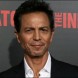 L'acteur Benjamin Bratt est annonc� dans le film Ally Clark